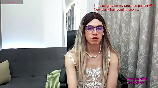 Chat XXX en directo de Andy_Roses