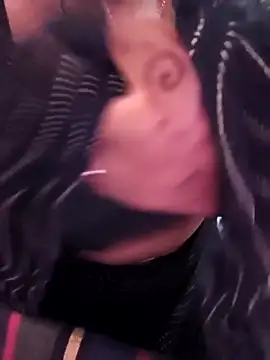 Tamil-riya's Live XXX Chat