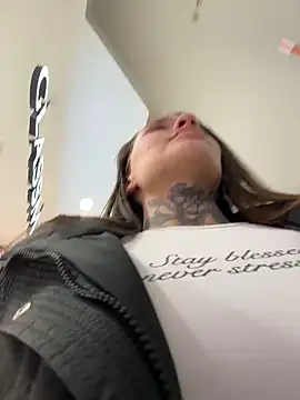 KishaMur Live XXX Chat