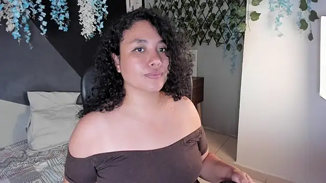 alixon_fiore5's Live XXX Chat