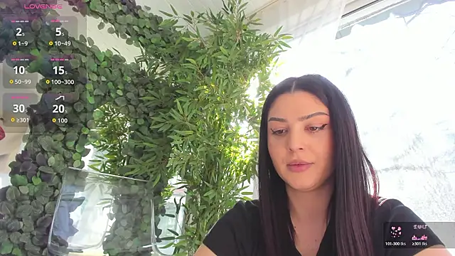 XXX chat uživo modela Lexi_Storm