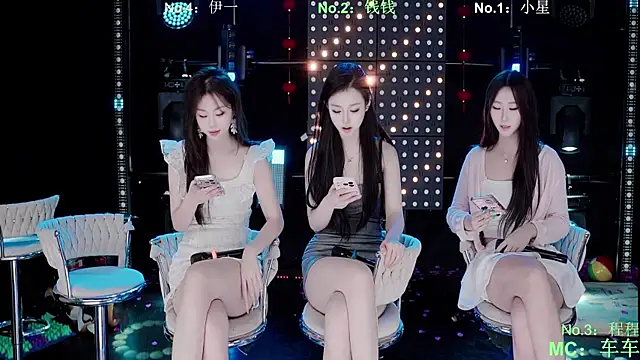 ZZ00033S' Live XXX Chat