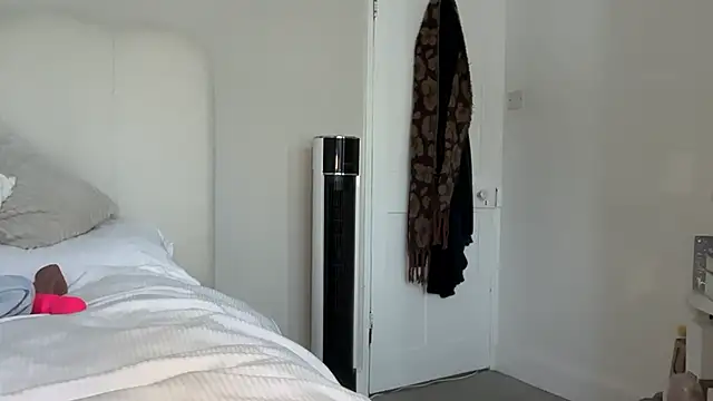 KayleeBella's Webcam Show