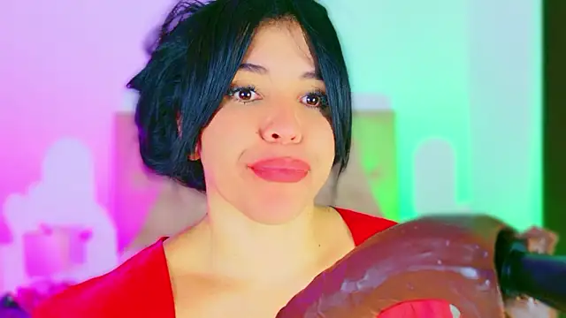 Chat XXX en directo de CharlootteEvans