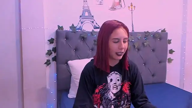 violeta_blaze1's Webcam Show