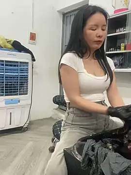 Ivy_Trix2 网络视讯表演