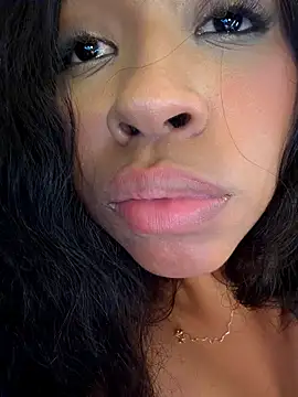 Živý XXX chat bella__honey