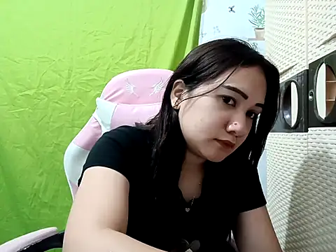 ImYours15's Live XXX Chat