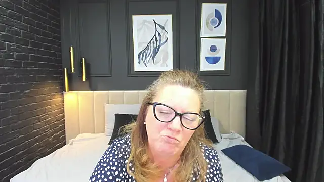 Živý XXX chat LeaPure