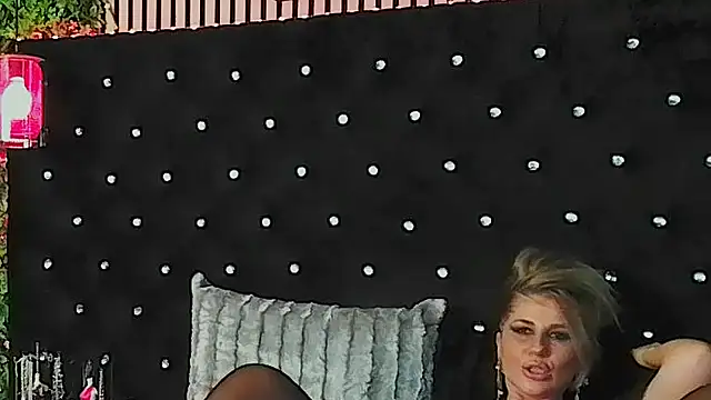 InannaStar Live XXX Chat