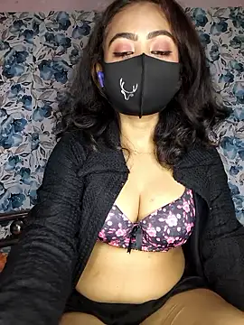 _DesigirlRoshni's Live XXX Chat