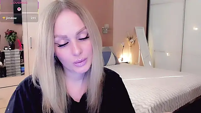 Libby_Nora élő XXX-chatje