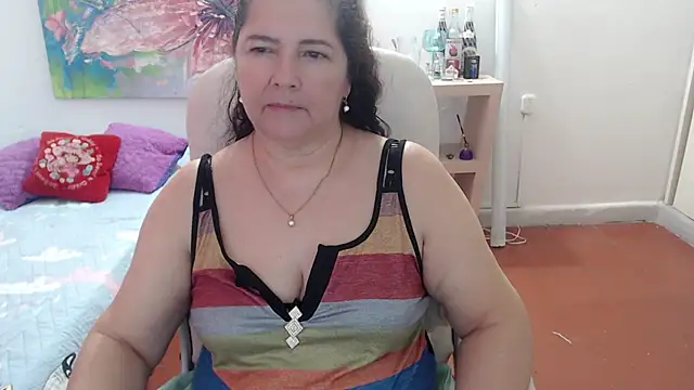 leonela_69 élő XXX-chatje