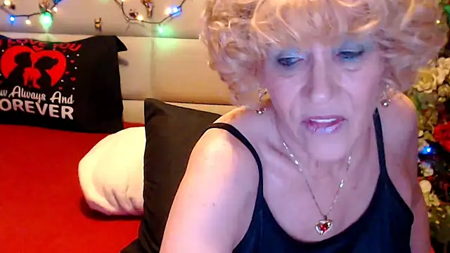 HappyWomanOn Live XXX-chat