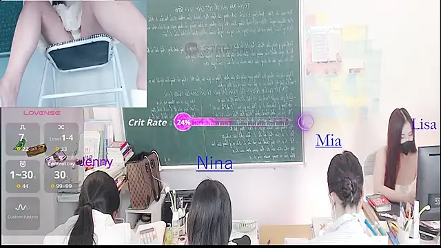 Show modela _Math_ na web-kameri