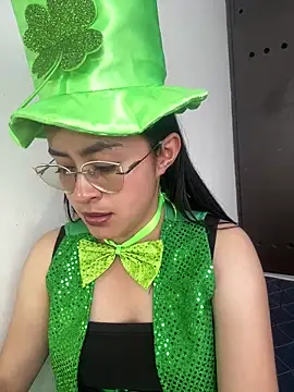 Pokazy przed kamerką – Anni_Rose