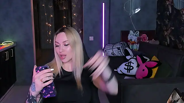 Blckmirrorrn Live XXX chat