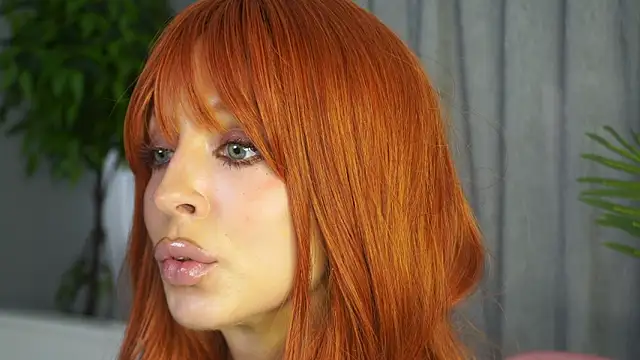 Chat +18 de LanaReals ao vivo