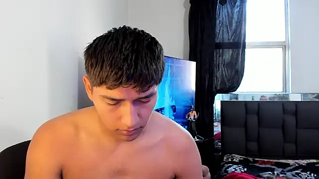 mateo-Esposito élő XXX-chatje