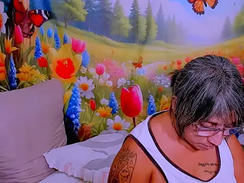 Chatroom XXX en direct de indianroxy