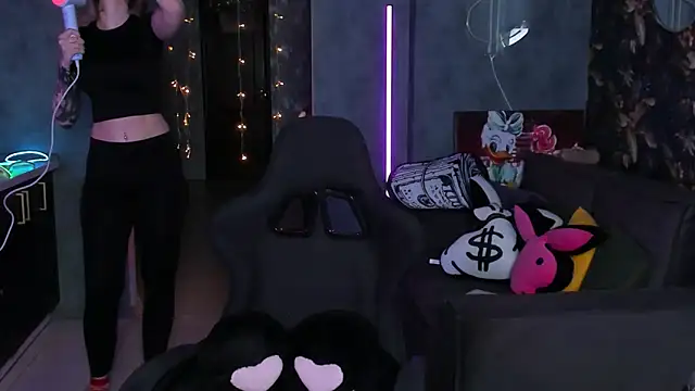 Blckmirrorr's Live XXX Chat