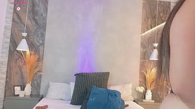 Hannah-Prada's Live XXX Chat