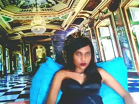 IndianSkies' Live XXX Chat