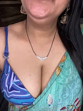 Notty-HotyBhabhi – Live XXX-chat