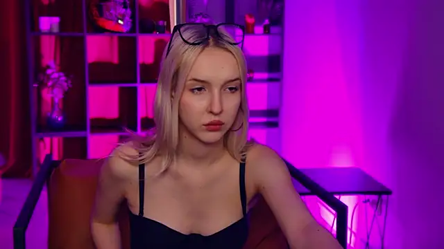 แชท XXX สดของ MaoqiBeverly