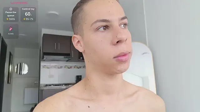 XXX chat uživo modela grey___27