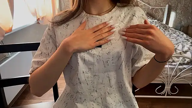 Chatroom XXX en direct de miainheat