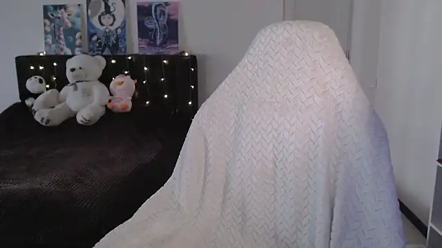 Little_flowers Chat XXX in diretta