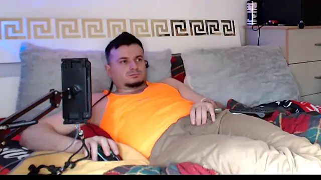 Онлайн чат XXX FuckToyBoy69