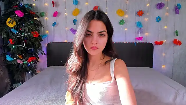 Milana_Crystal_: онлайн-секс-чат