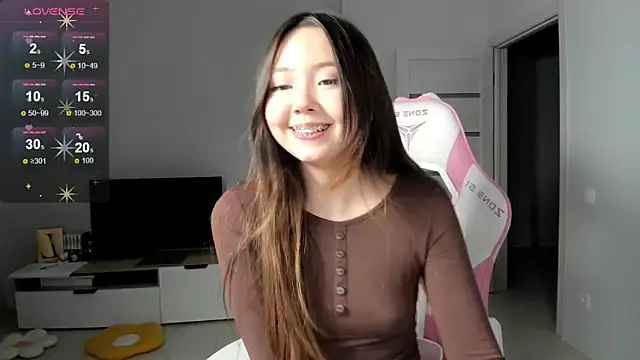 Chat +18 de Fluffy_Rose ao vivo