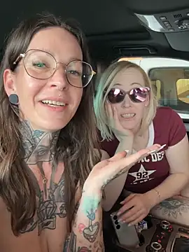 BrownieyQueen Chat XXX in diretta