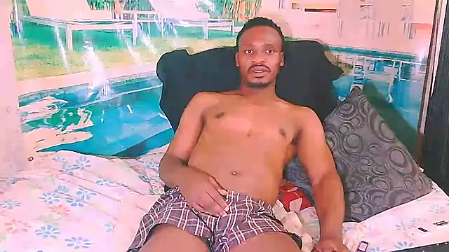 EbonyTiger69 即時 XXX 聊天