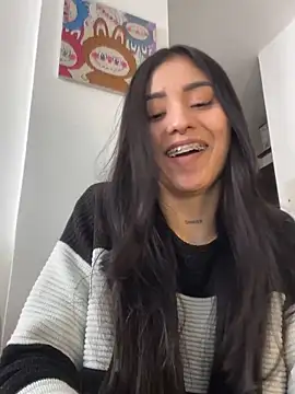 ananya_sex1: онлайн-секс-чат