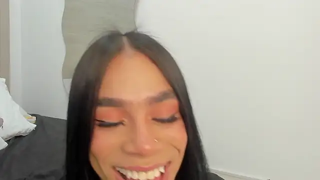 Miia03n Webbikameraesitys