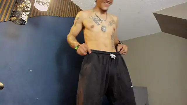 DanteLuxx Chat XXX in diretta