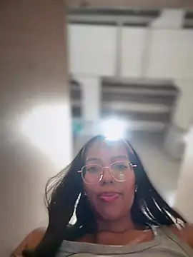 SheenaBrooke 即時 XXX 聊天