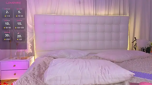 Monica_Leen Live XXX-chat