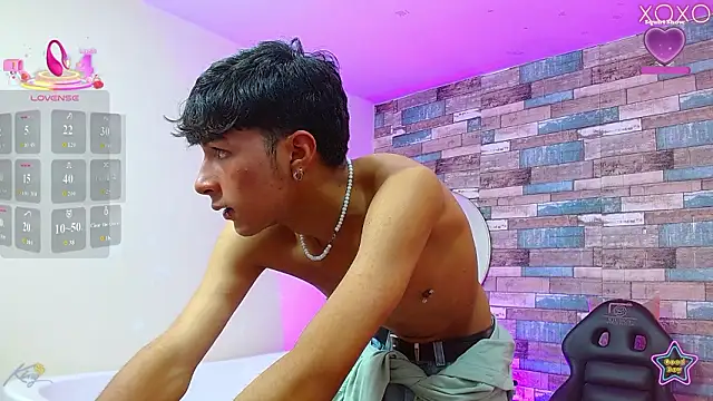 osamu_tay Webcam show