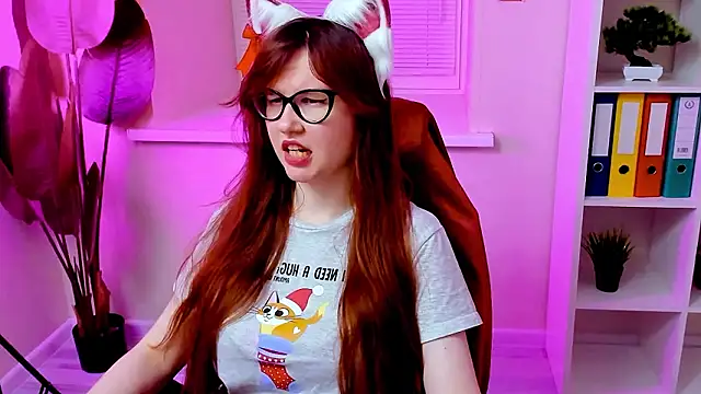 Онлайн чат XXX CarolGiggly