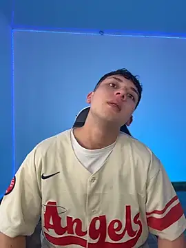 oliver_kyy: απευθείας συνομιλία ΧΧΧ