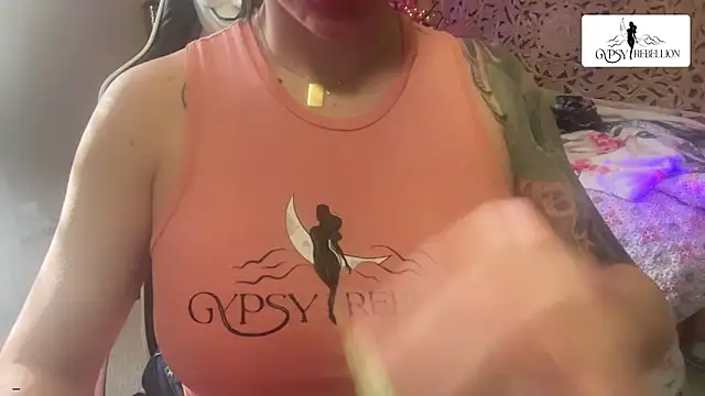 Živý XXX chat Gypsy_Rebellion