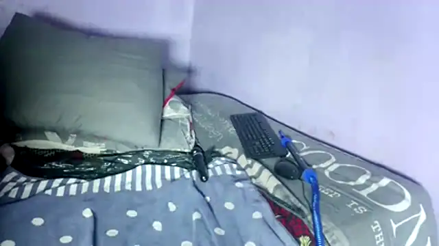 wilmaassylum Chat XXX in diretta