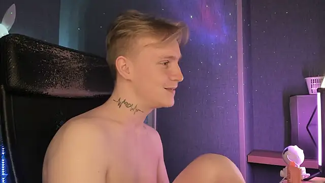 AlexxSweet's Live XXX Chat