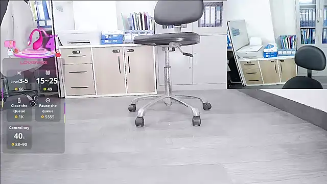 Saffron_10 Chat XXX live