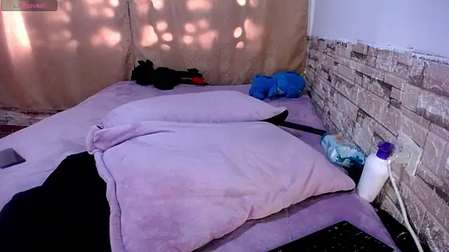 Bicky_24's Webcam Show